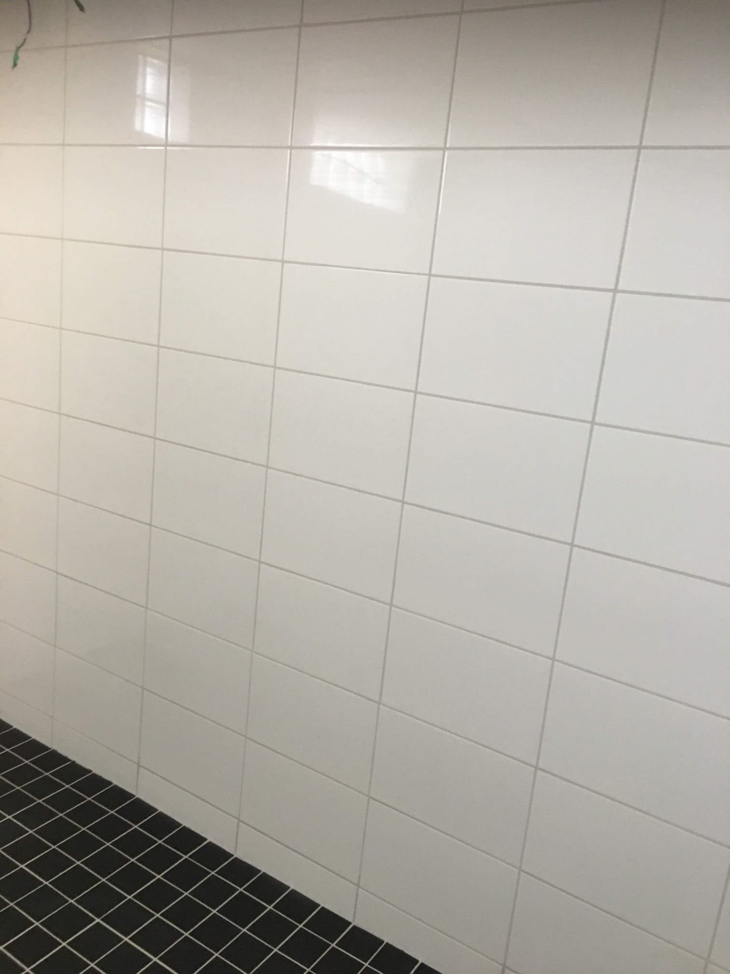 Kakel och klinker i badrum utfört av Bygg&Trygg i Malmö